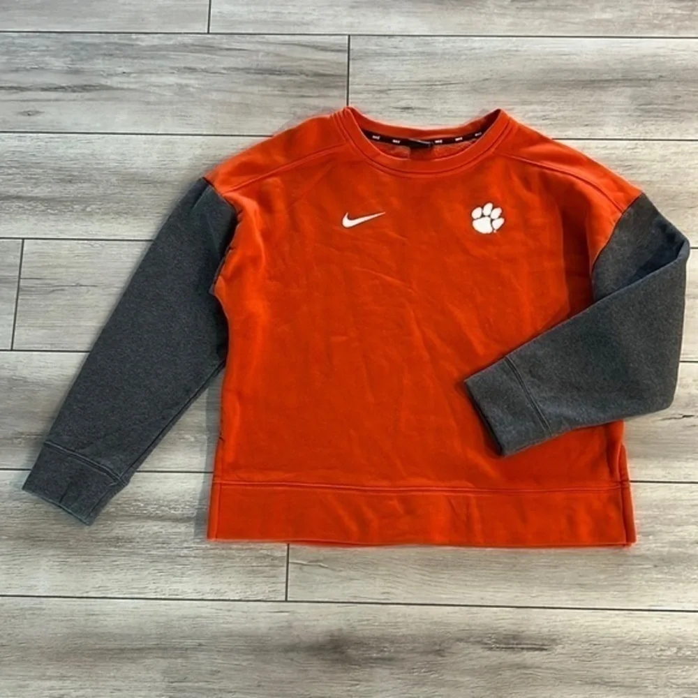 Nike Tops Nike Clemson Tigers Sideline Crew Neck Sweatshirt Women's Medium